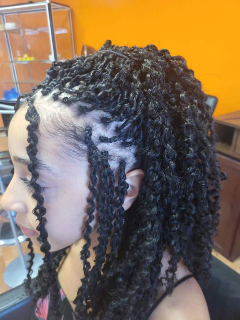 passion twists hair style in SA TX